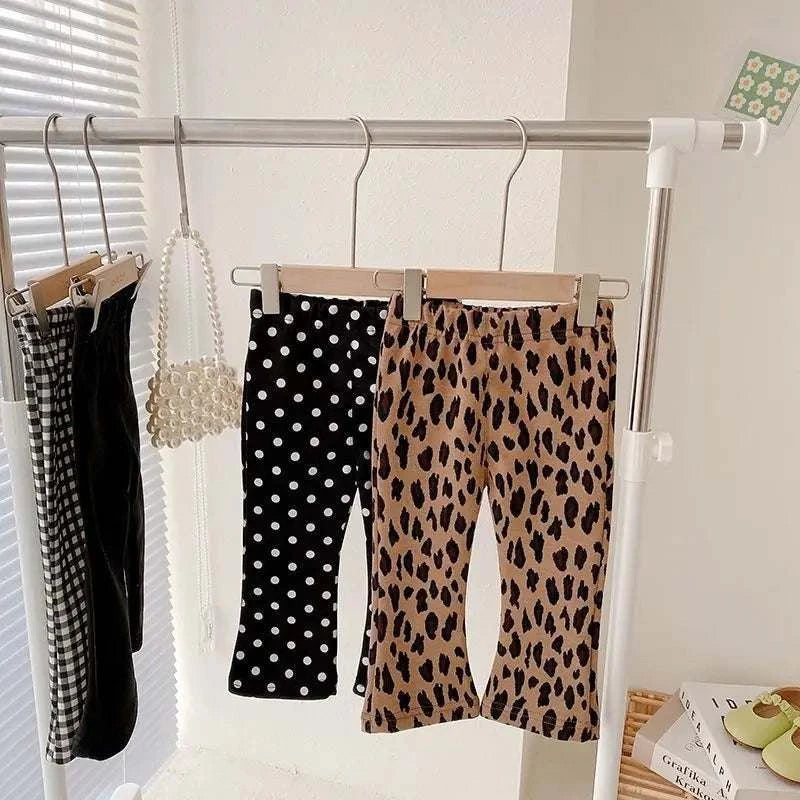 Solid Color Children's Leggings Ice Silk Girls Thin Tights Sports Pants Children's Casual Ankle Boots Toddler Tights Capri Pants C1086