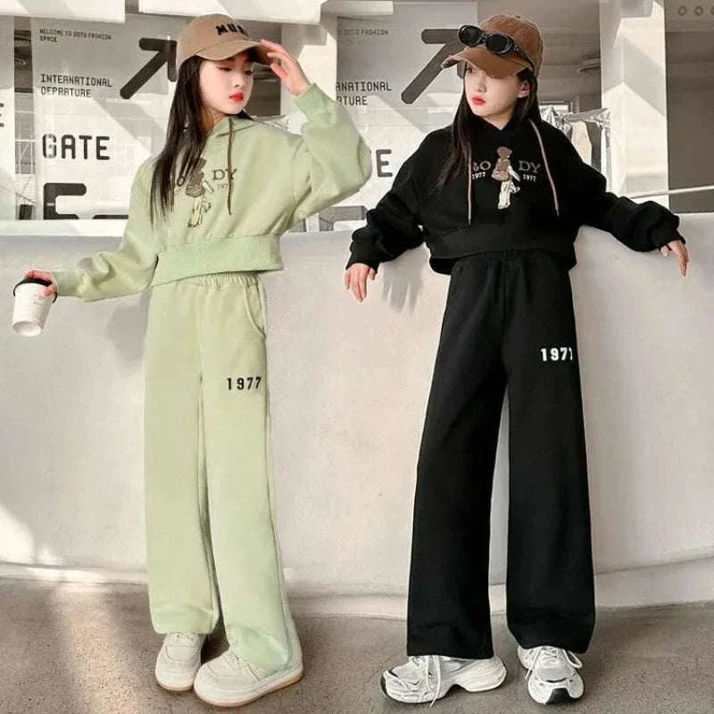 Spring autumn girls clothing set with cartoon embroidered hoodies sweatshirt and pants outfit suit for 8-13 years kids in black and light green colors
