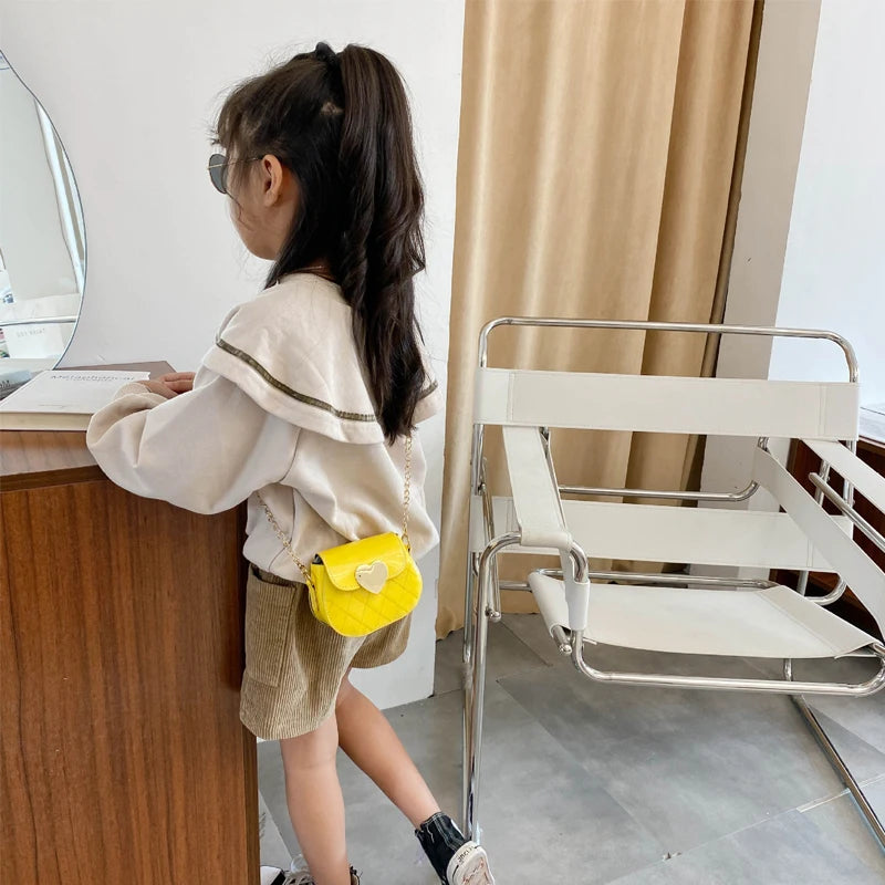 Children's Bags New Love Solid Color Dopamine Mini Cute Sweet Kawaii Shoulder Bags Fashionable Versatile Girl's Crossbody Bags